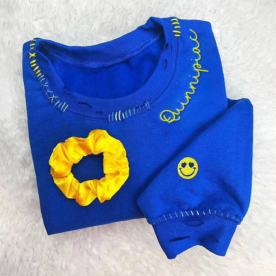 VINTAGE CUSTOM Classic Hockey Crewneck Sweatshirt 🏒👕